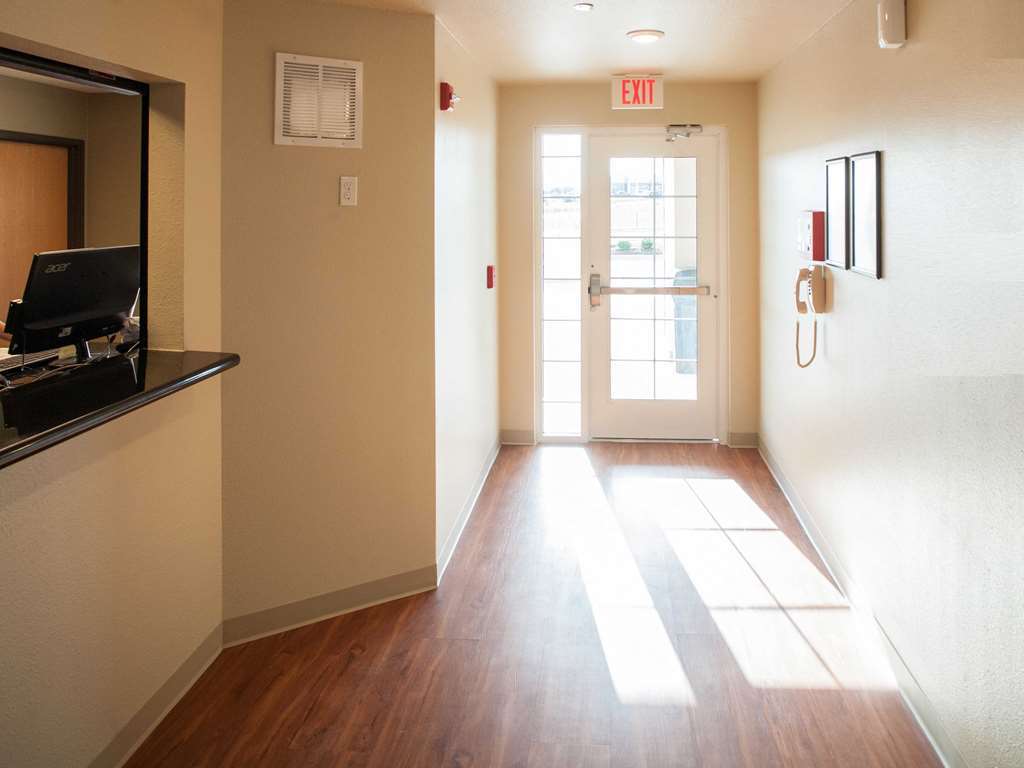 Extended Stay America Select Suites - Kansas City - South - I-49 Интерьер фото